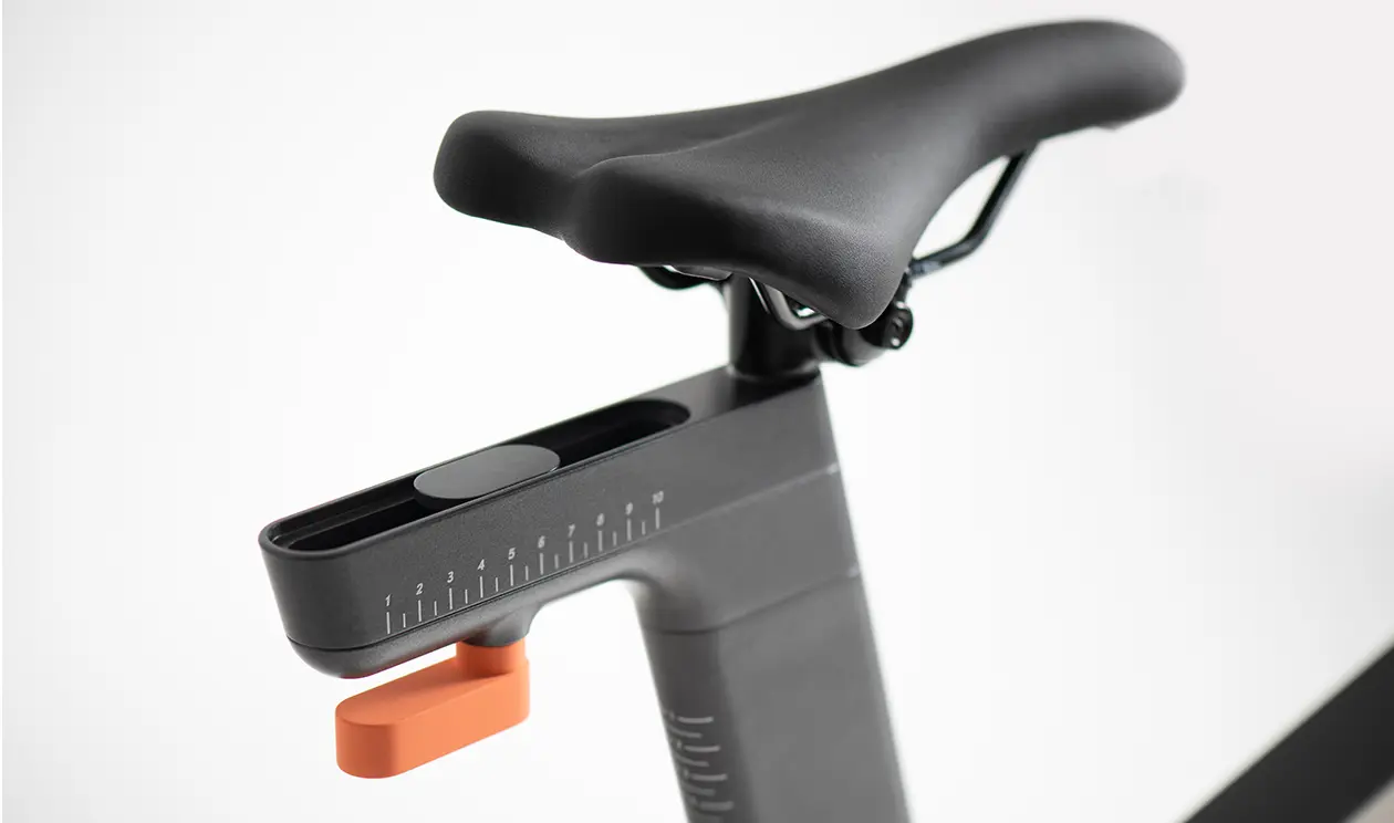 HoloBike is a tech-first exercise bike for SAGA that breaks the monotony of work-outs through rich holographic immersion. Designed, developed and engineered by LAYER.