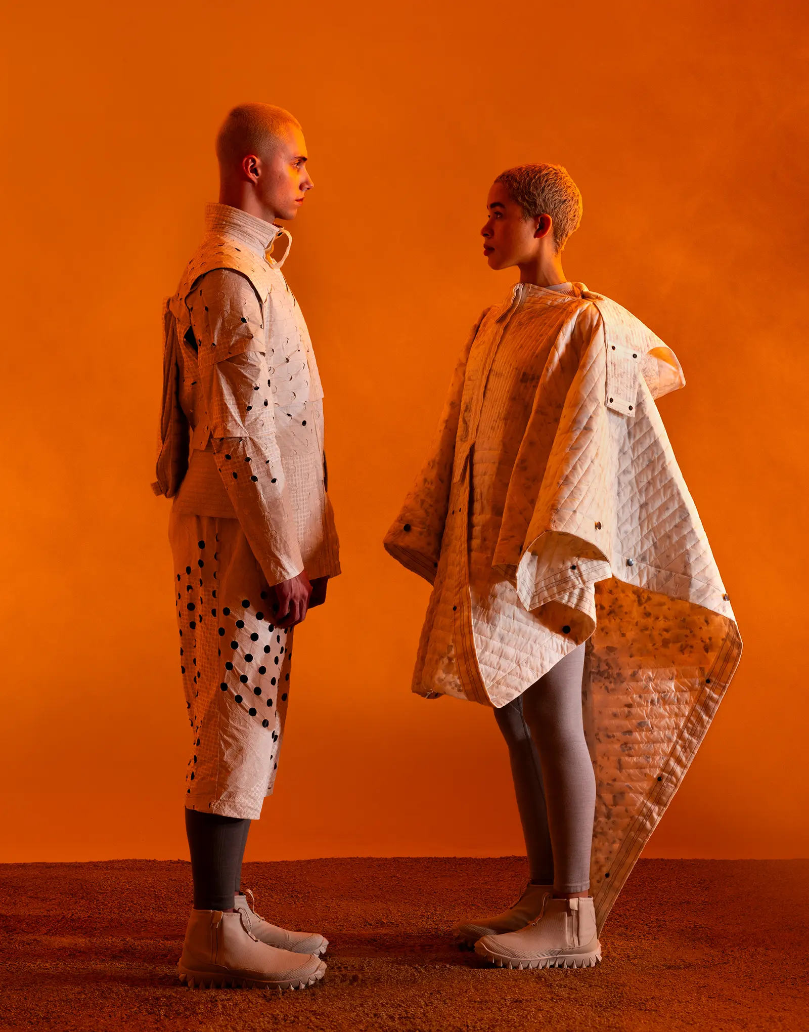 Shield is a protective garment that adapts to diverse climates and extreme weather conditions, created with fashion brand RÆBURN as part of LAYER’s 101010 collection.