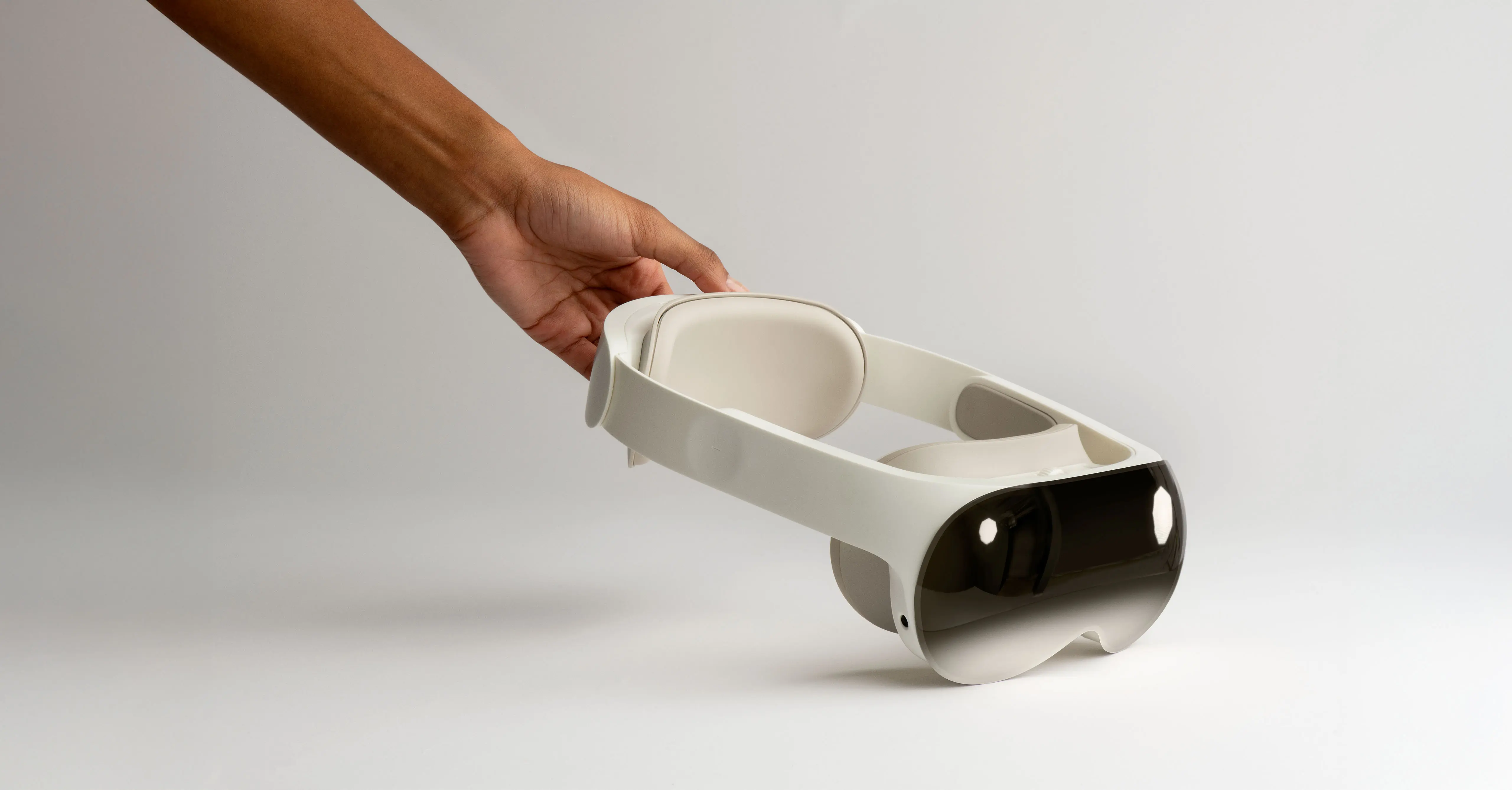 Unison is a next-generation VR headset designed to radically improve the comfort, performance and wearability of extended reality experiences. Designed, developed and engineered by LAYER.