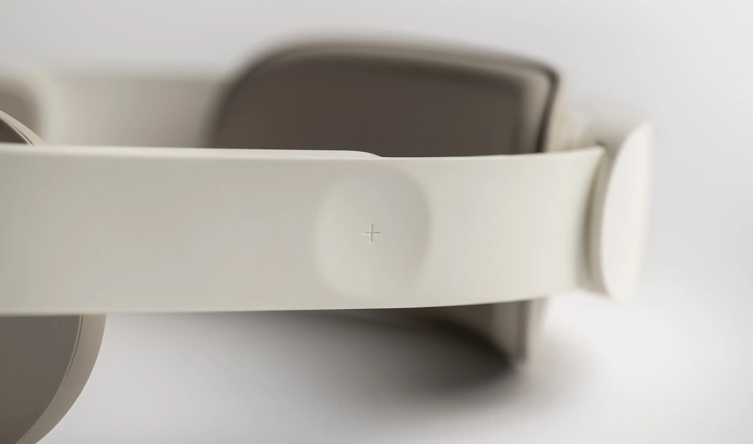 Unison is a next-generation VR headset designed to radically improve the comfort, performance and wearability of extended reality experiences. Designed, developed and engineered by LAYER.